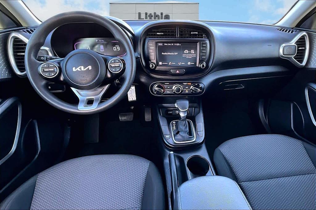 Thumbnail: 2023 Kia Soul - 10