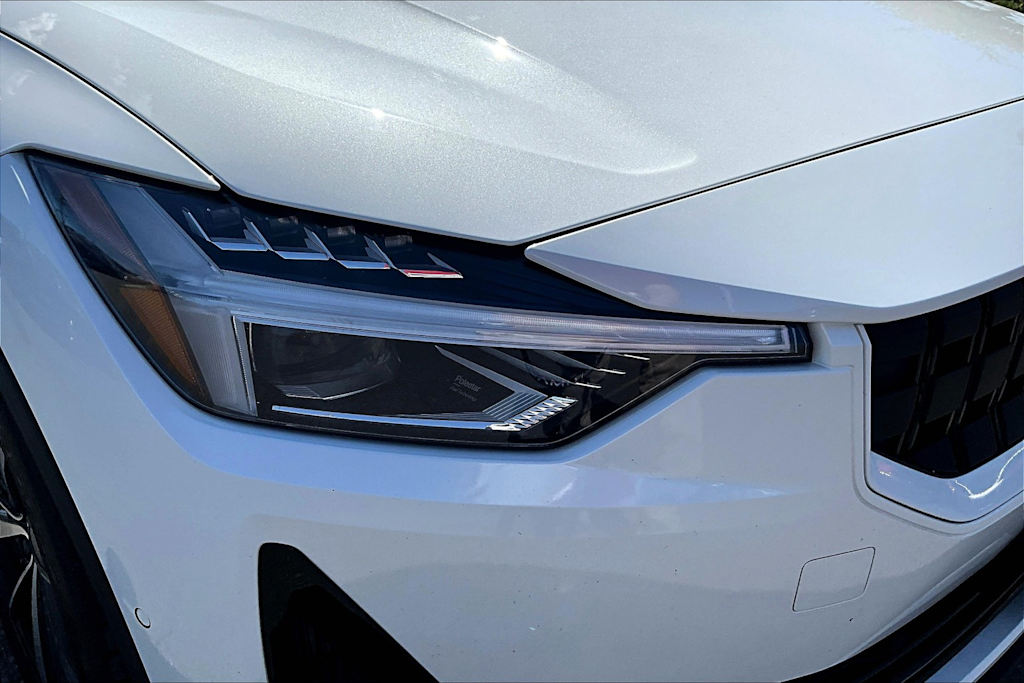 2022 Polestar 2  26