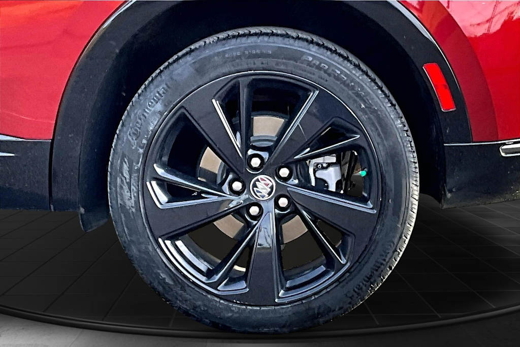 Thumbnail: 2023 Buick Envision - 36