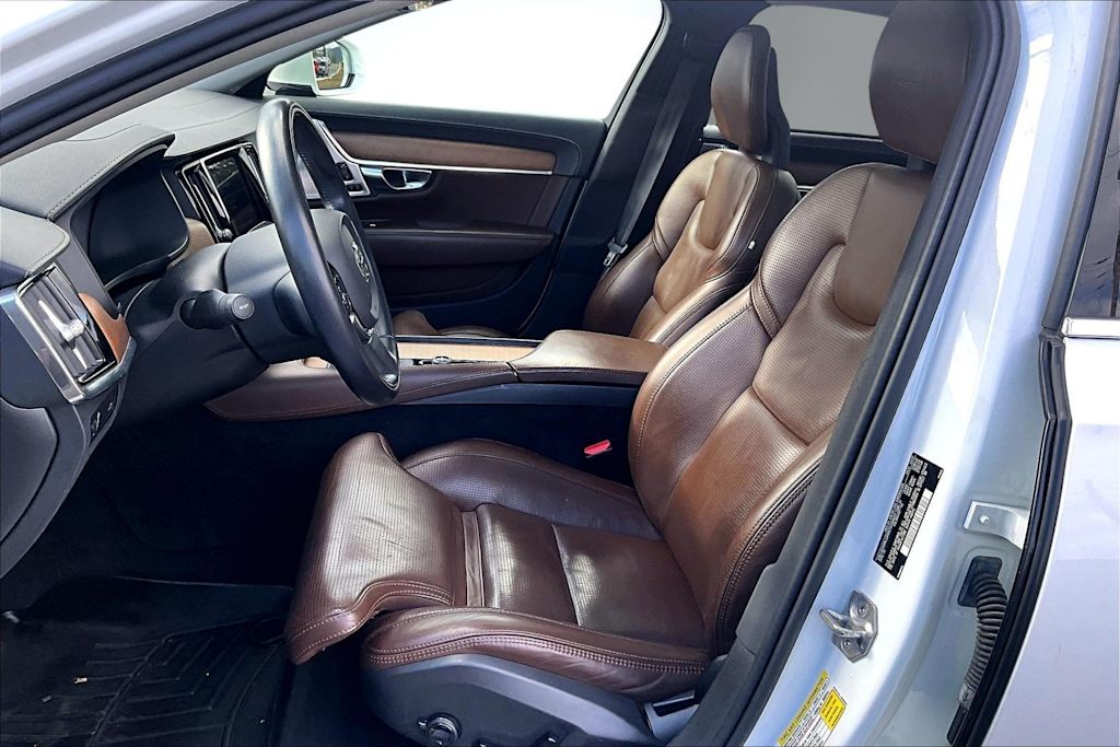 Thumbnail: 2018 Volvo S90 - 11