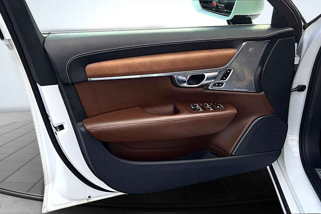 Thumbnail: 2018 Volvo S90 - 28