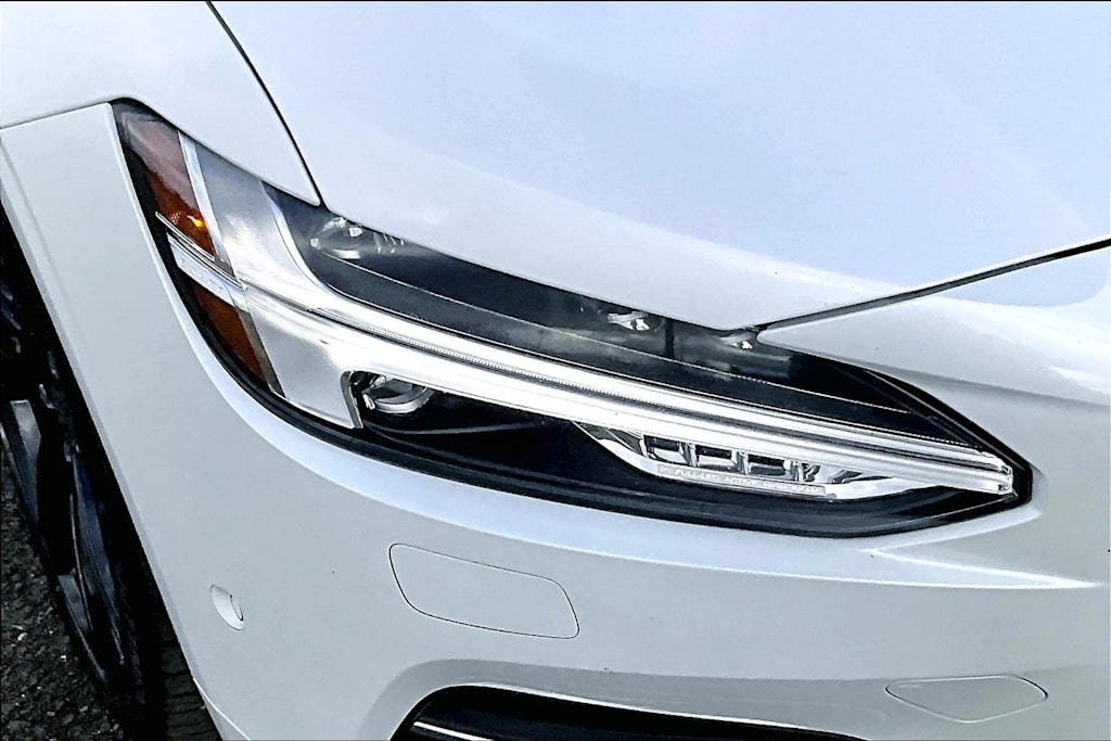 Thumbnail: 2018 Volvo S90 - 31