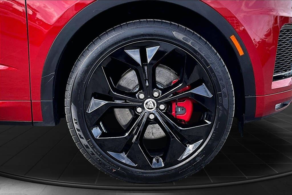 Thumbnail: 2024 Jaguar E-Pace - 34