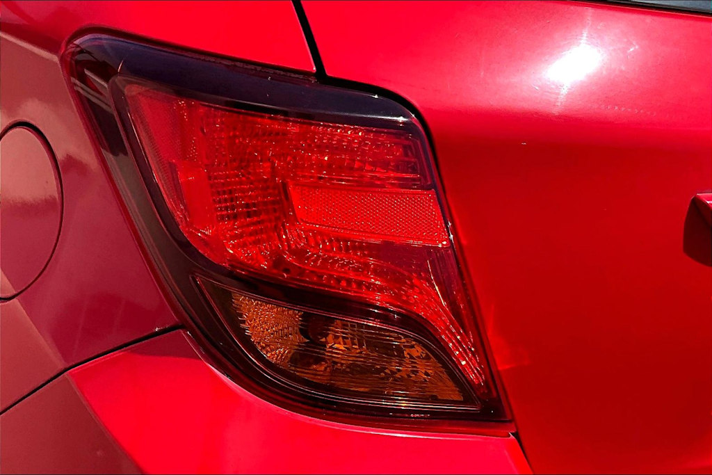 Thumbnail: 2016 Toyota Yaris - 28