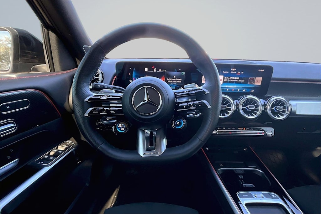 Thumbnail: 2024 Mercedes-Benz GLB - 13