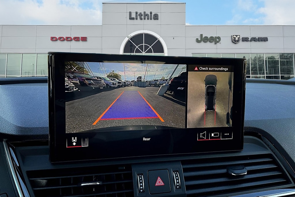 Thumbnail: 2023 Audi Q5 - 27