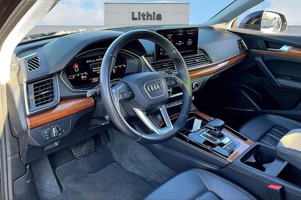 Thumbnail: 2023 Audi Q5 - 2