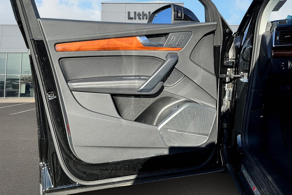 Thumbnail: 2023 Audi Q5 - 28