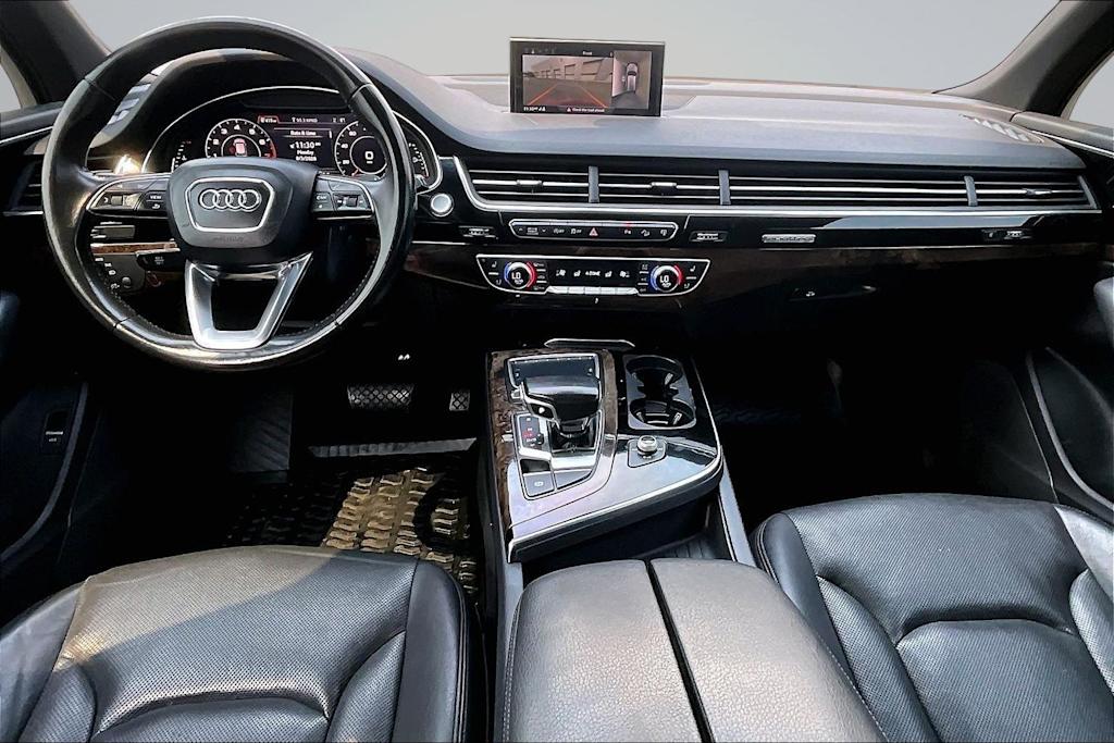 Thumbnail: 2017 Audi Q7 - 10