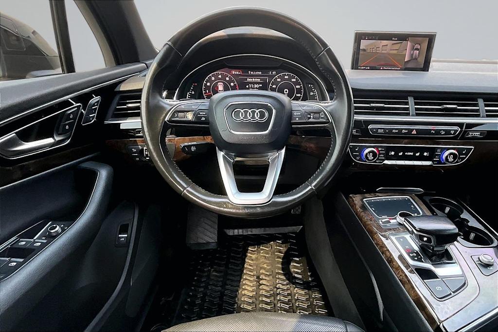 Thumbnail: 2017 Audi Q7 - 14