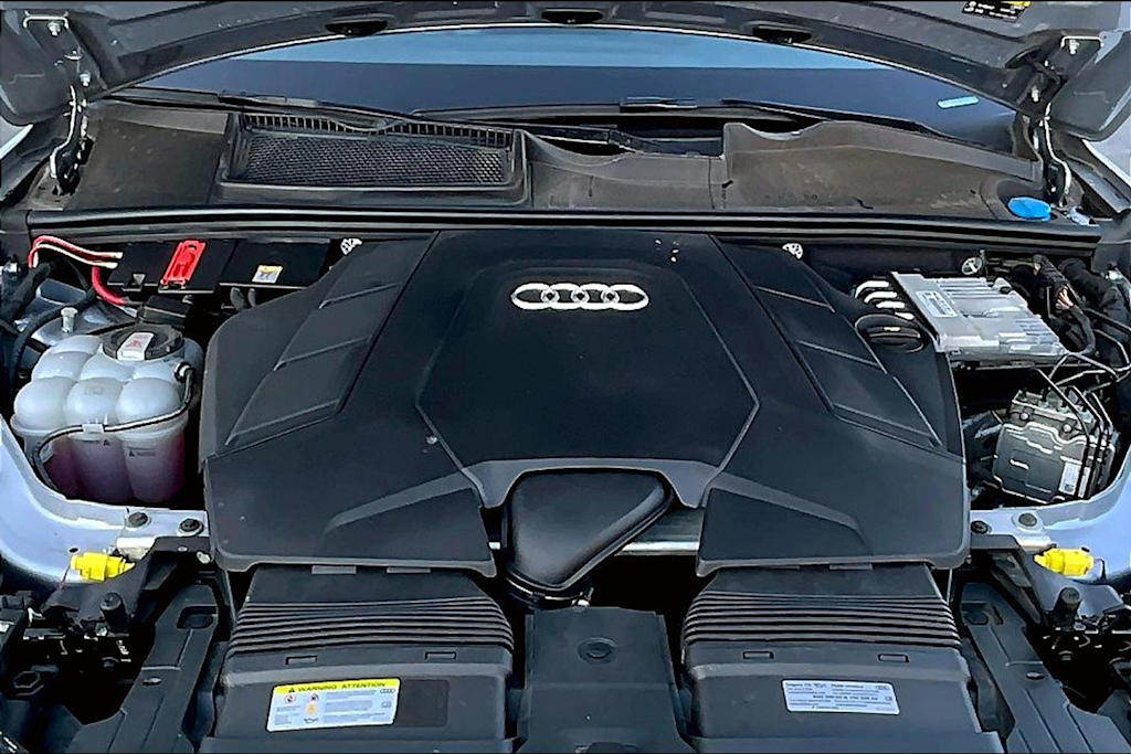 Thumbnail: 2022 Audi Q7 - 9