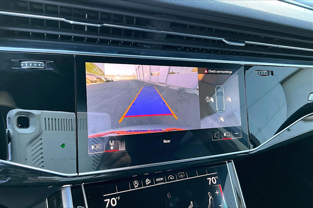 Thumbnail: 2022 Audi Q7 - 27