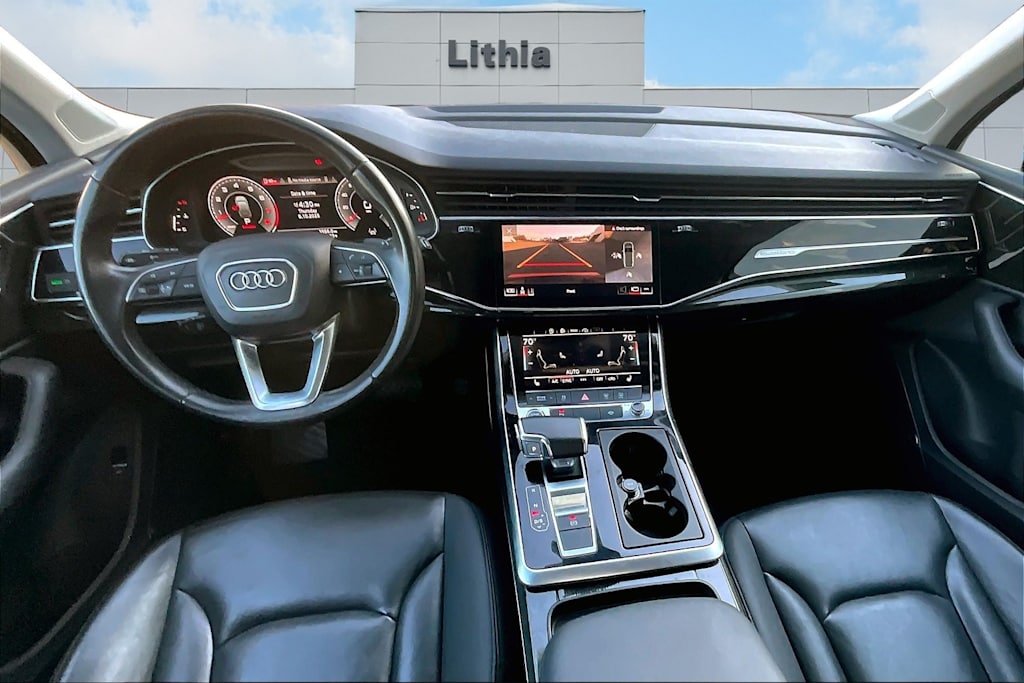 Thumbnail: 2022 Audi Q7 - 10