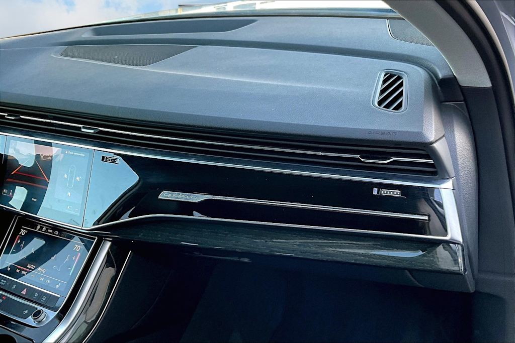 Thumbnail: 2022 Audi Q7 - 24