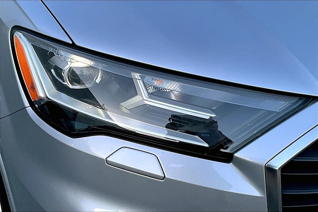 Thumbnail: 2022 Audi Q7 - 31