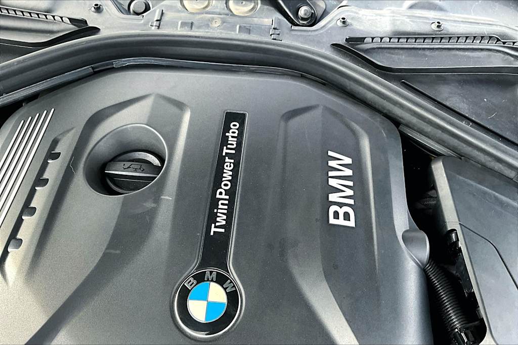 2017 BMW 3 Series 330xi 28