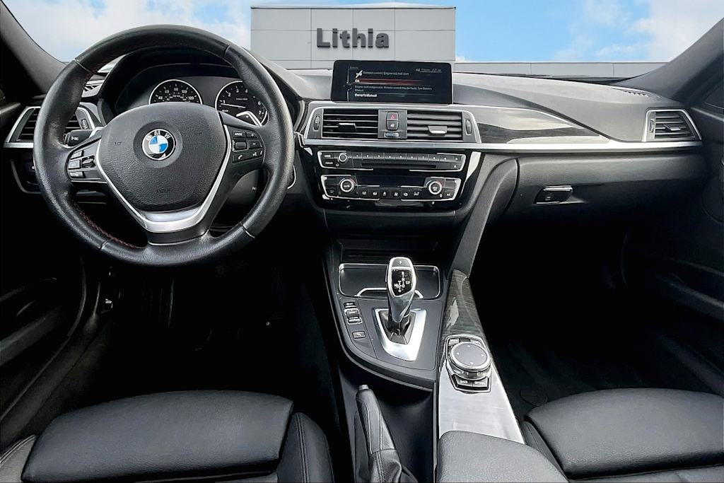 2017 BMW 3 Series 330xi 2