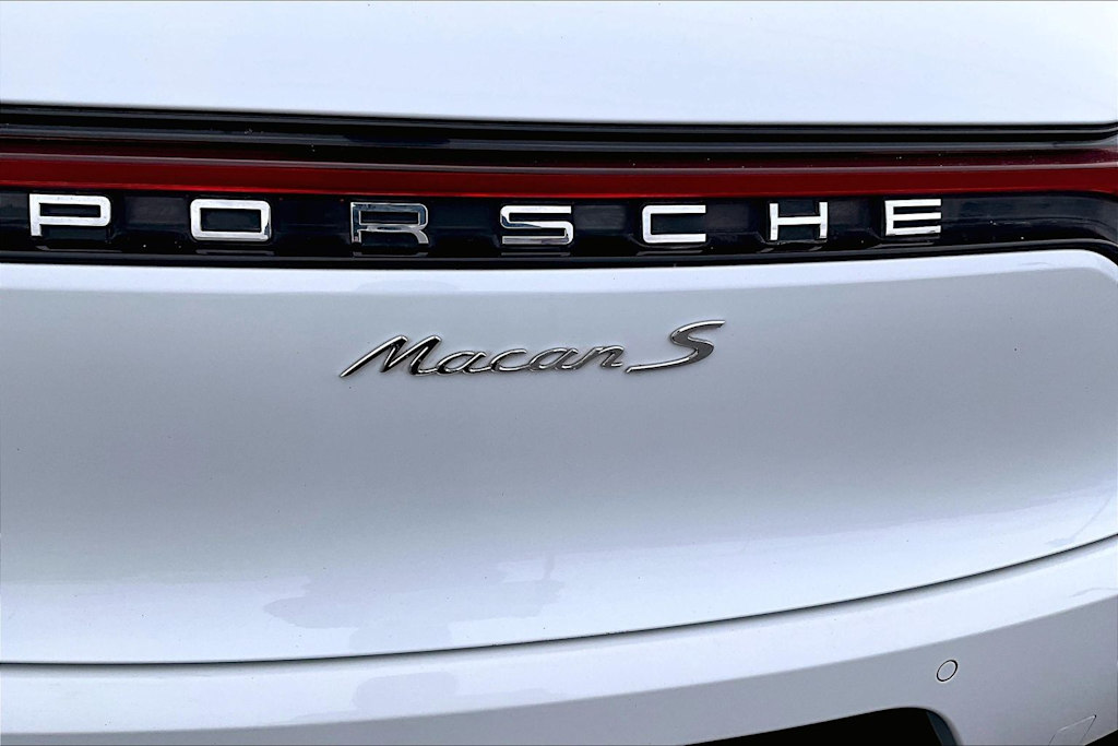 Thumbnail: 2020 Porsche Macan - 7