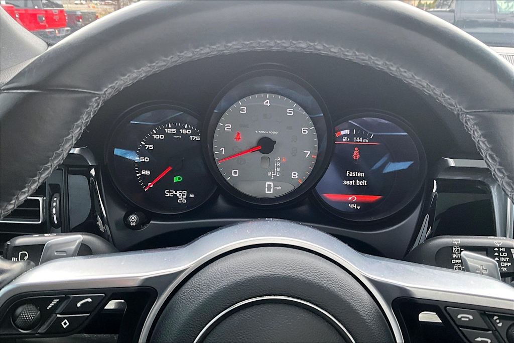 Thumbnail: 2020 Porsche Macan - 18