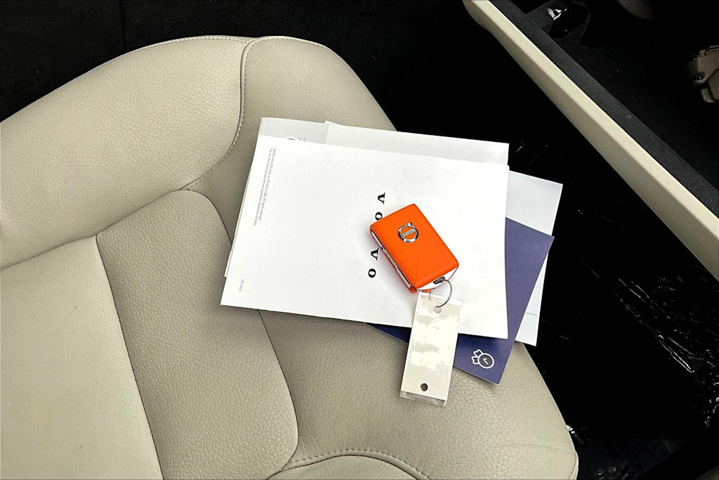 Thumbnail: 2022 Volvo XC90 - 20