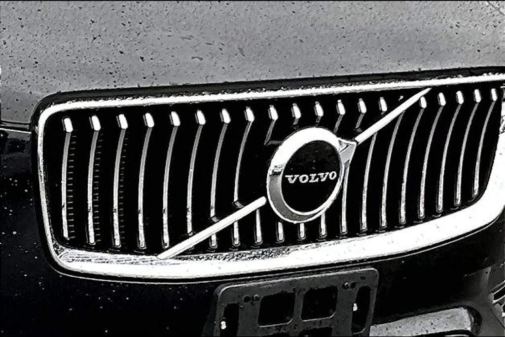 Thumbnail: 2022 Volvo XC90 - 33