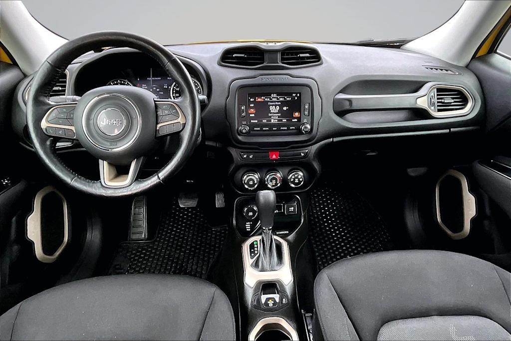 Thumbnail: 2017 Jeep Renegade - 10