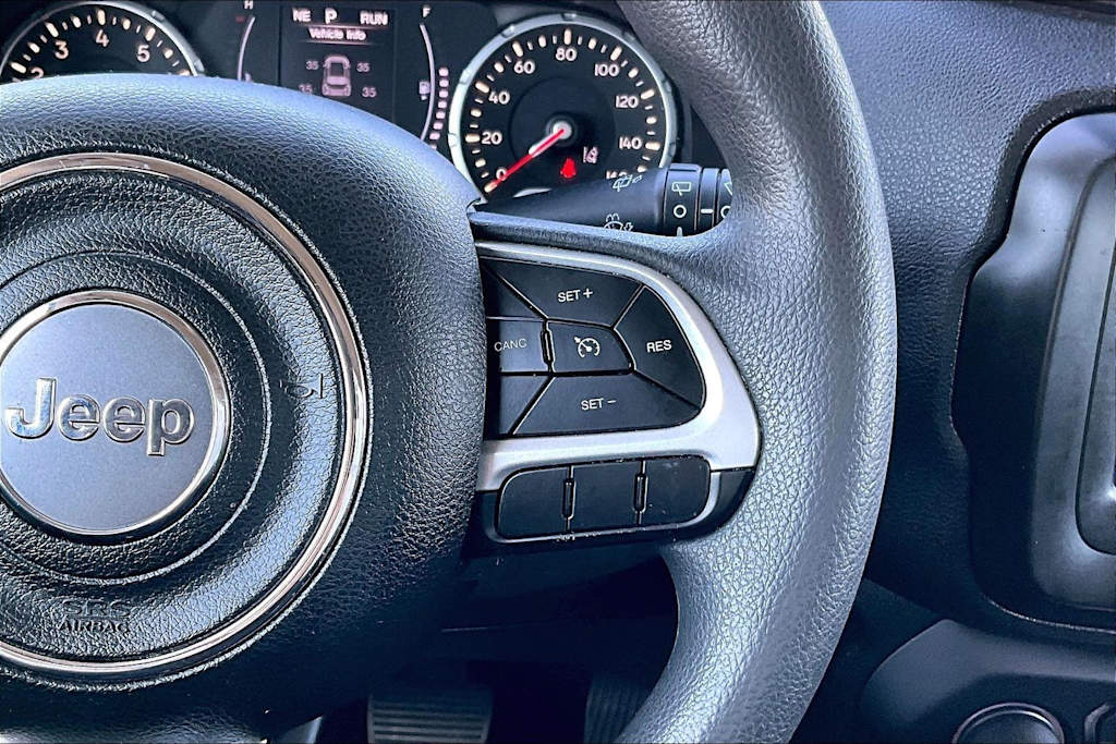 Thumbnail: 2021 Jeep Renegade - 26