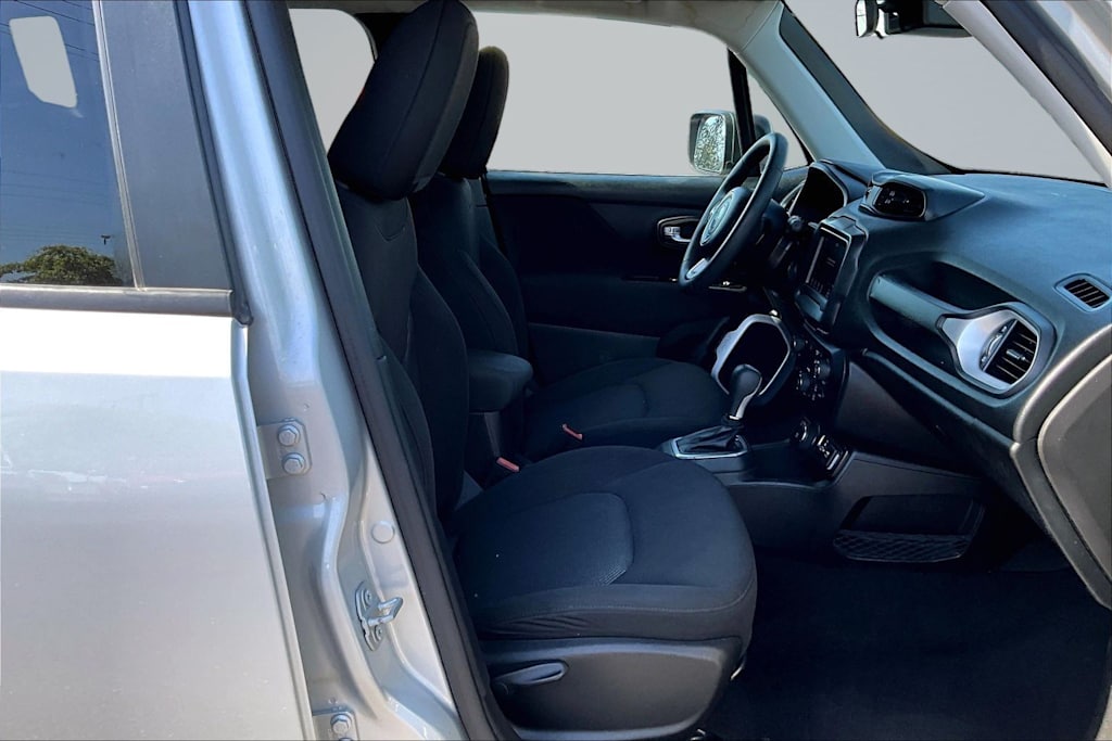 Thumbnail: 2021 Jeep Renegade - 12