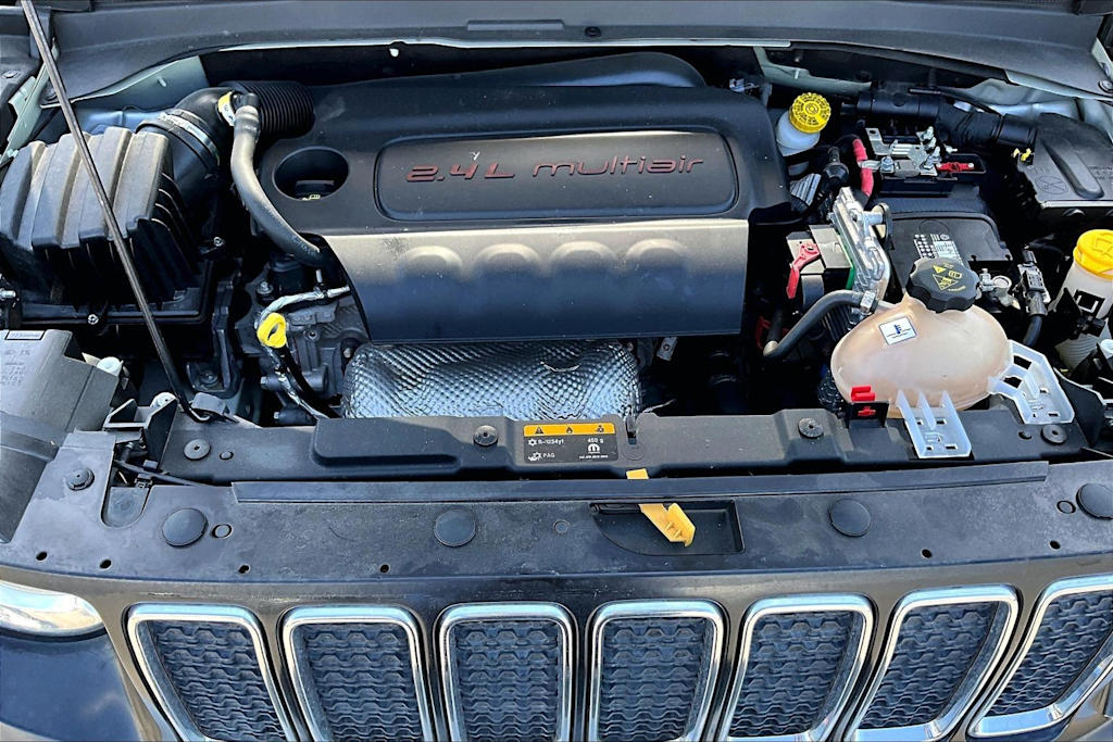 Thumbnail: 2021 Jeep Renegade - 9