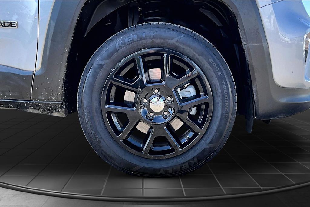 Thumbnail: 2021 Jeep Renegade - 34