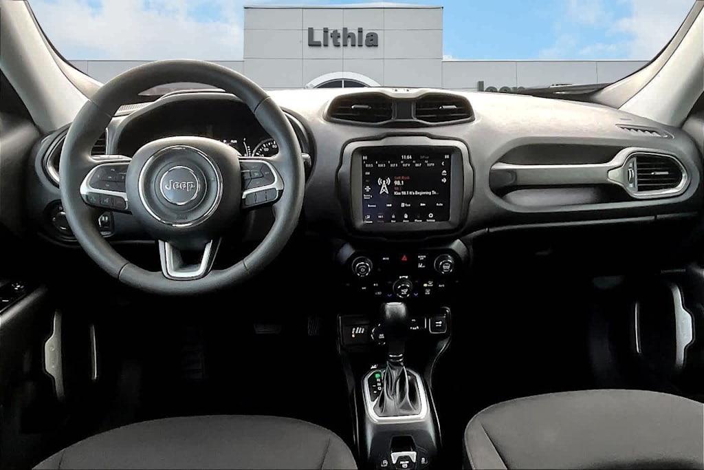 Thumbnail: 2023 Jeep Renegade - 10