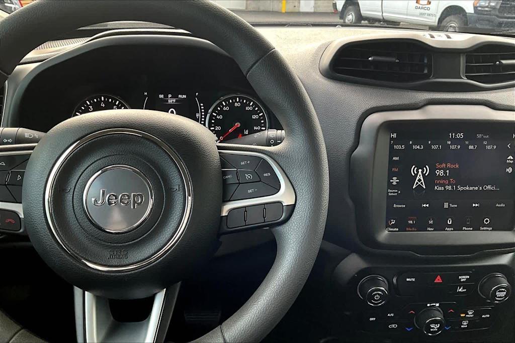 Thumbnail: 2023 Jeep Renegade - 15