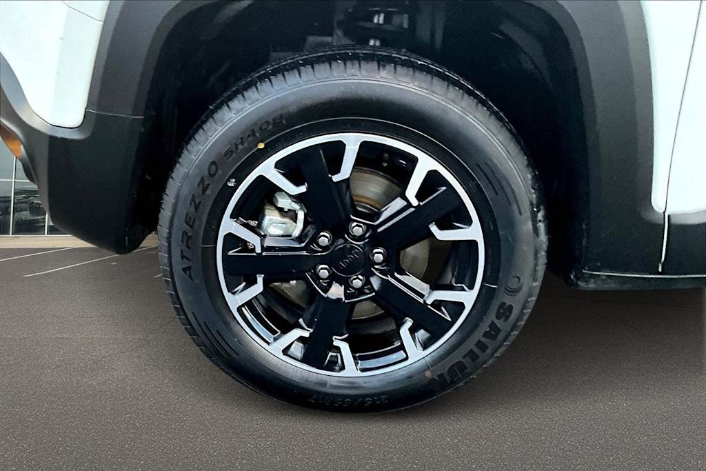 Thumbnail: 2023 Jeep Renegade - 7