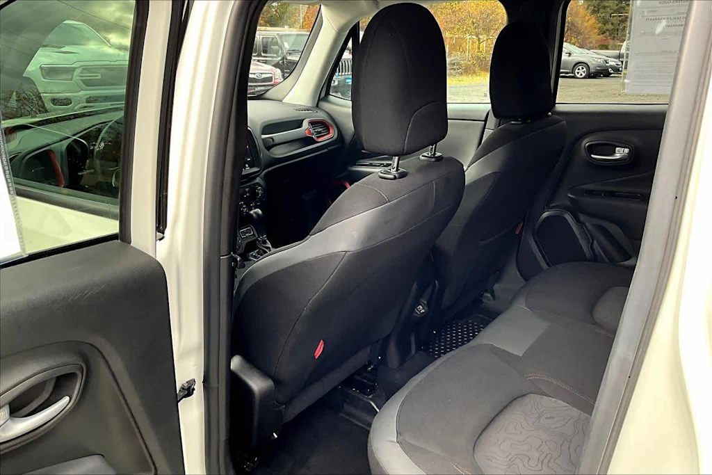 Thumbnail: 2023 Jeep Renegade - 13