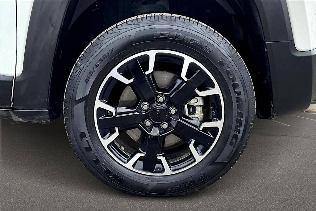 Thumbnail: 2023 Jeep Renegade - 33