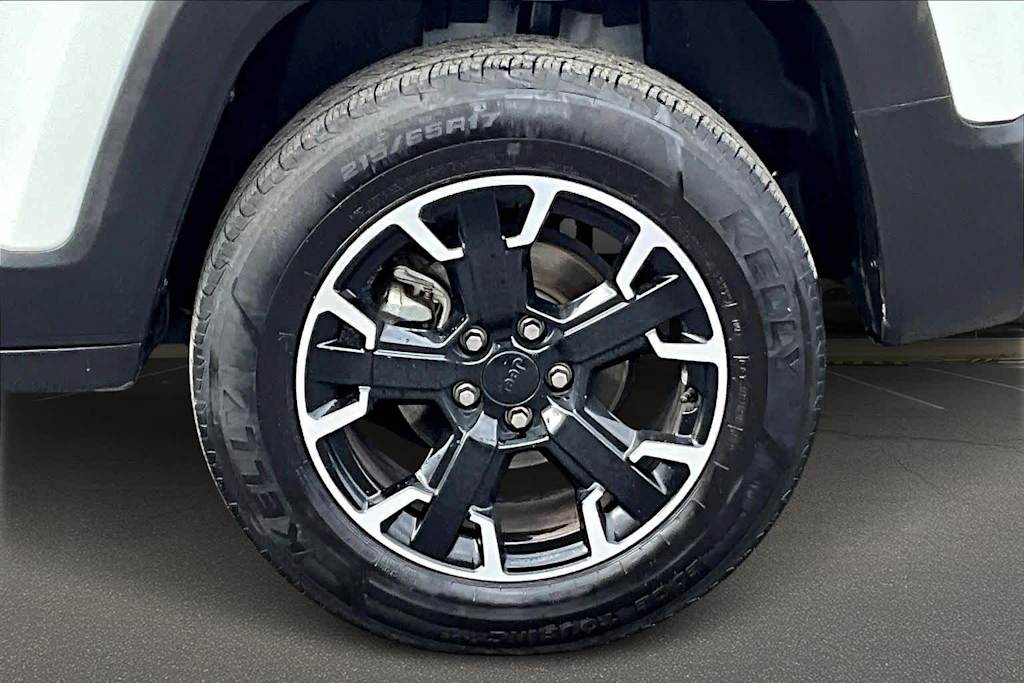 Thumbnail: 2023 Jeep Renegade - 35