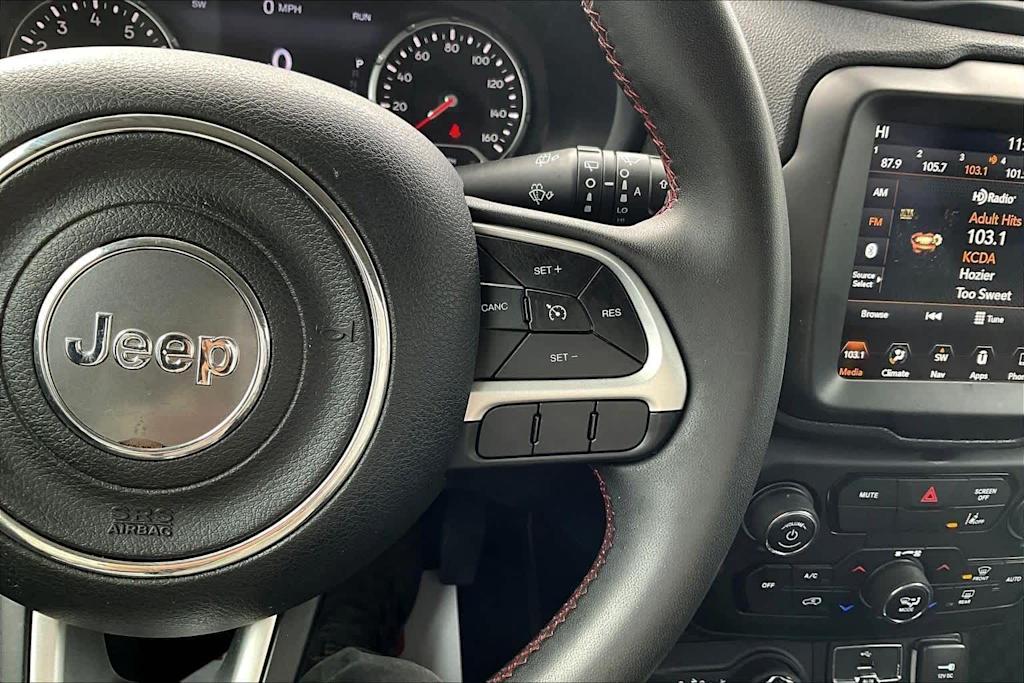 Thumbnail: 2023 Jeep Renegade - 25