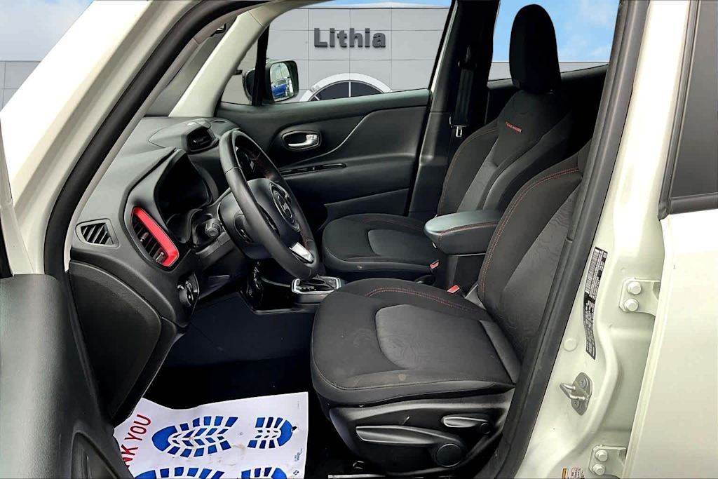 Thumbnail: 2023 Jeep Renegade - 11