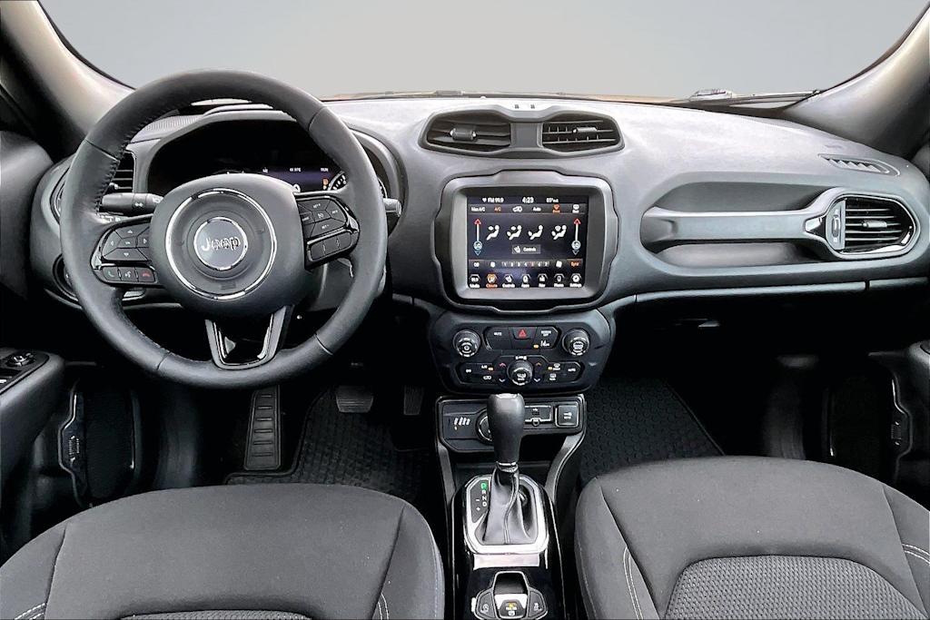 Thumbnail: 2022 Jeep Renegade - 10