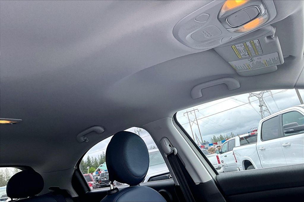 Thumbnail: 2022 Fiat 500X - 30