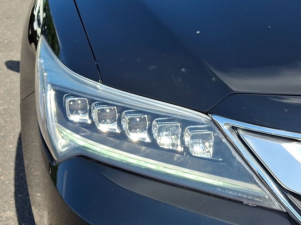 Thumbnail: 2018 Acura ILX - 27