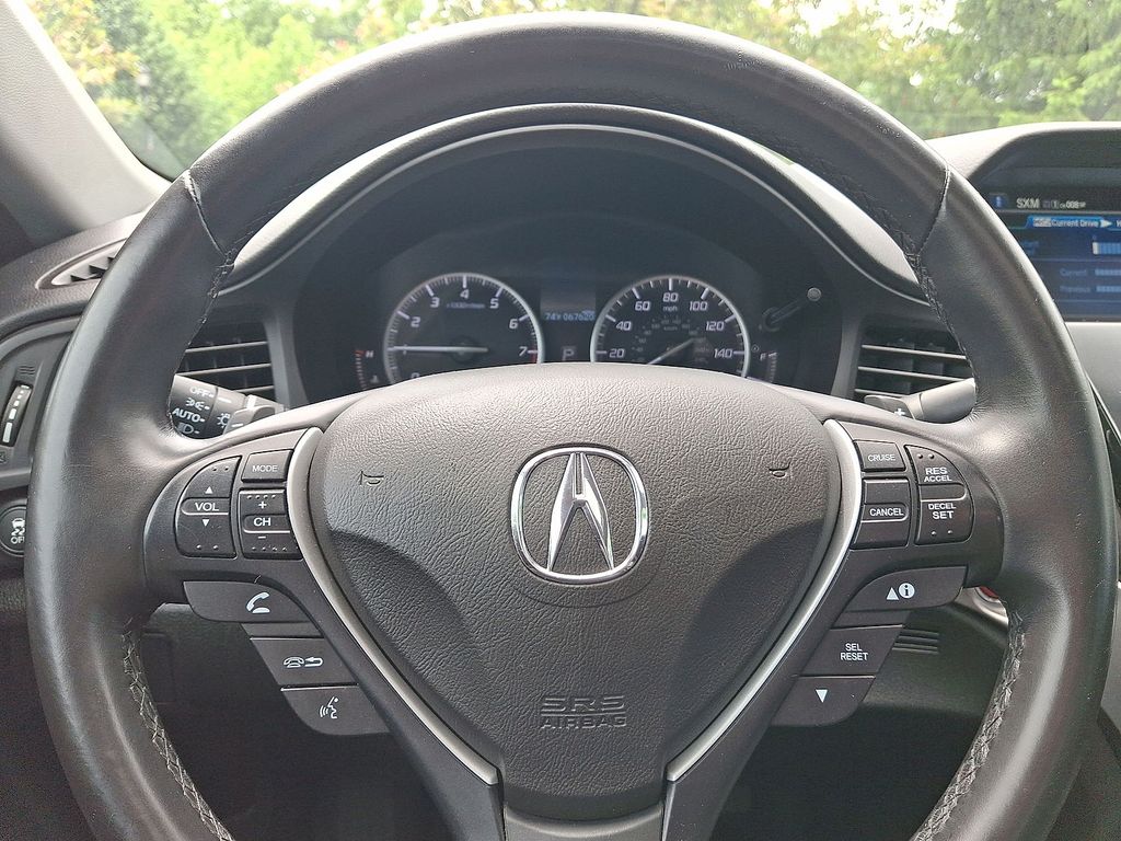 Thumbnail: 2018 Acura ILX - 19