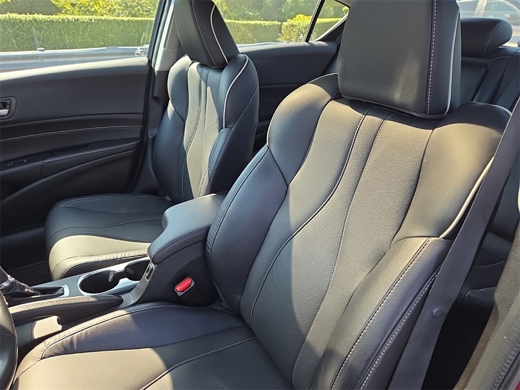 Thumbnail: 2019 Acura ILX - 7