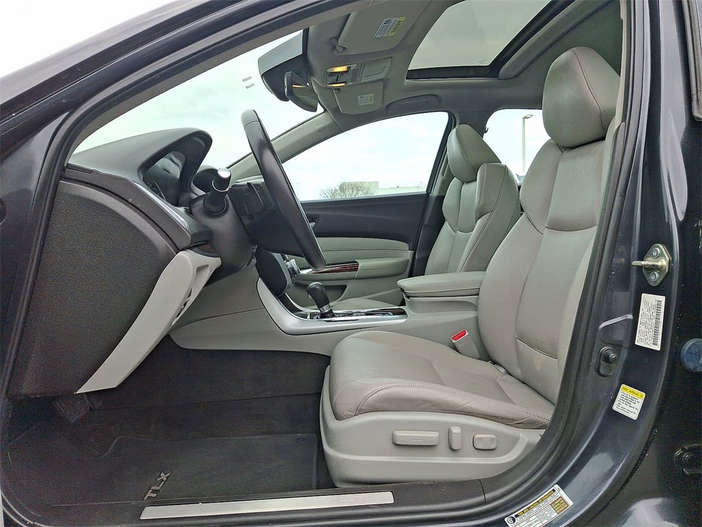 Thumbnail: 2016 Acura TLX - 10