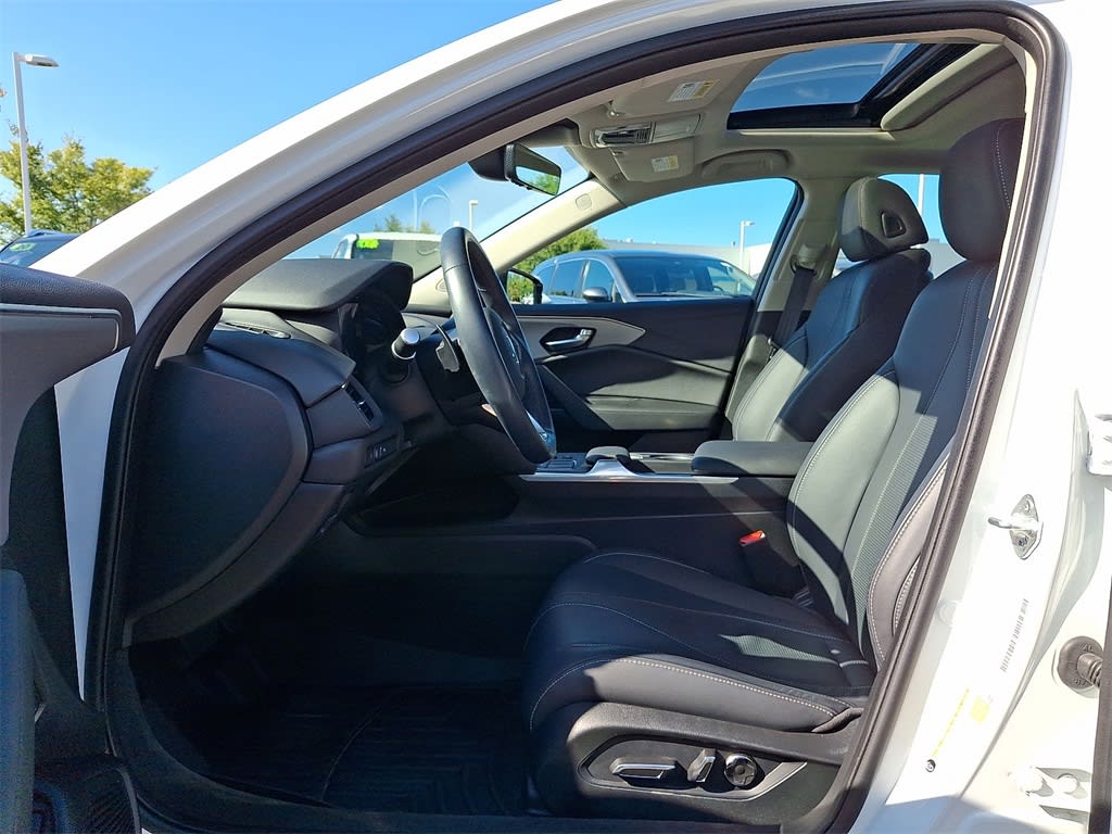 Thumbnail: 2023 Acura TLX - 9