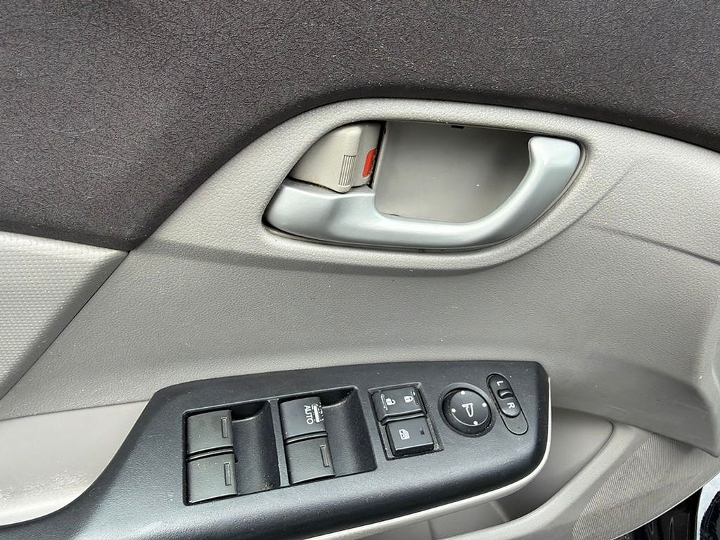 Thumbnail: 2012 Honda Civic - 15