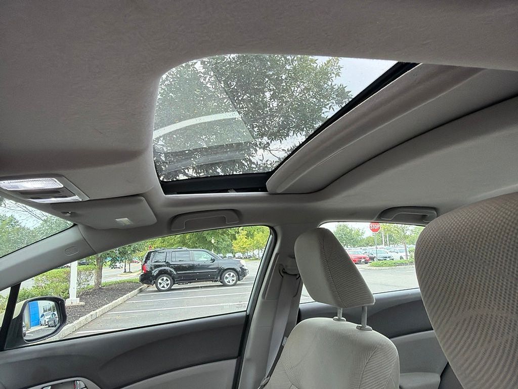 Thumbnail: 2012 Honda Civic - 14