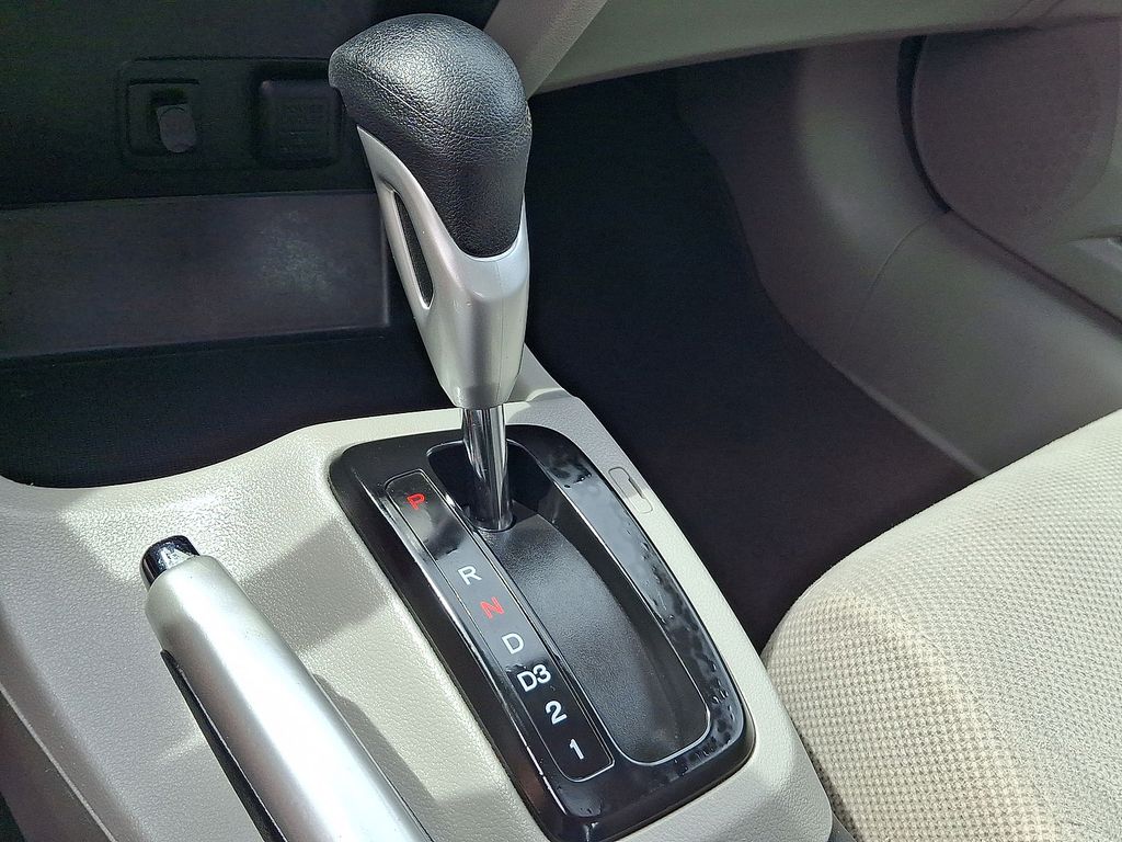 Thumbnail: 2012 Honda Civic - 10