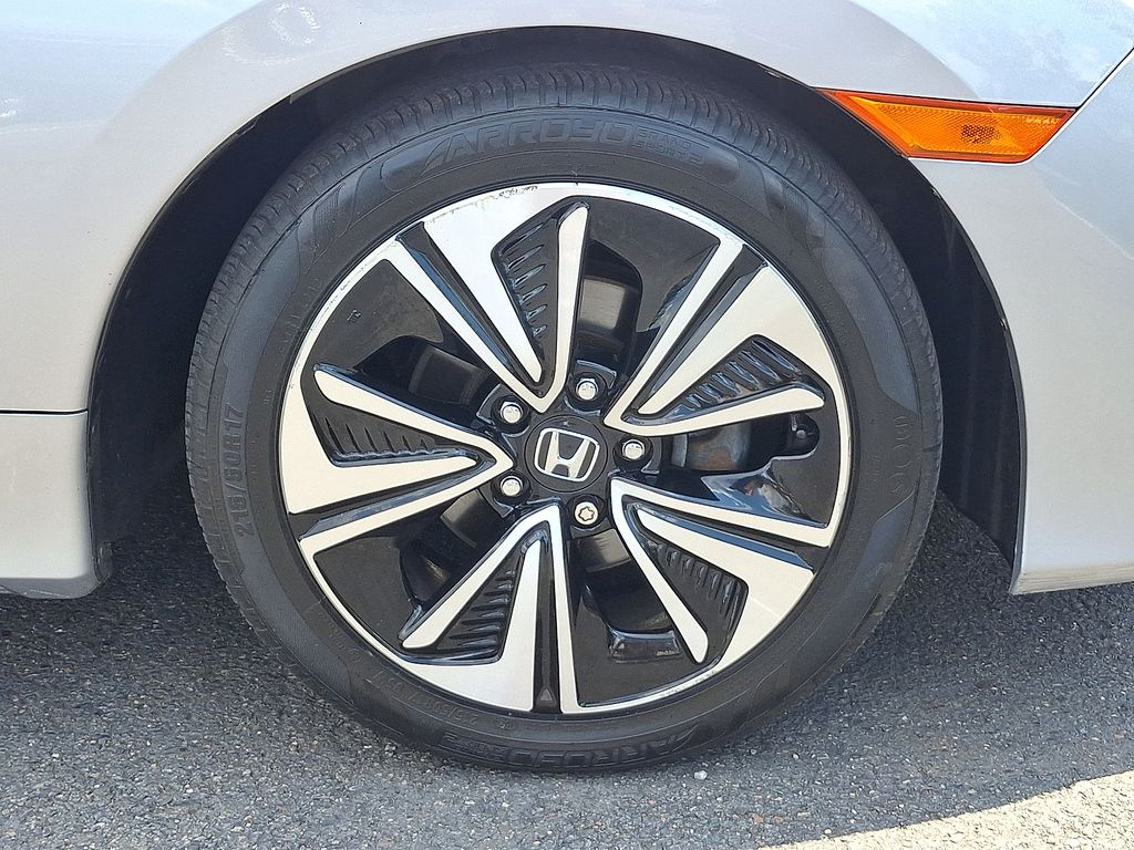Thumbnail: 2016 Honda Civic - 7