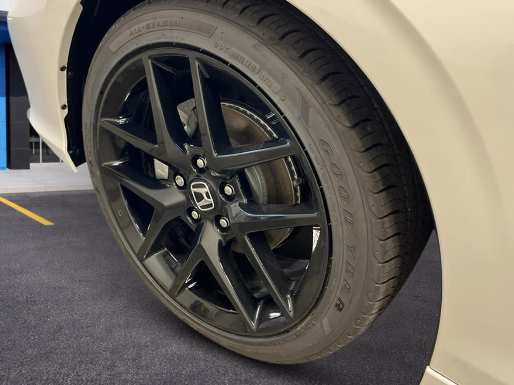 Thumbnail: 2026 Honda Civic - 8